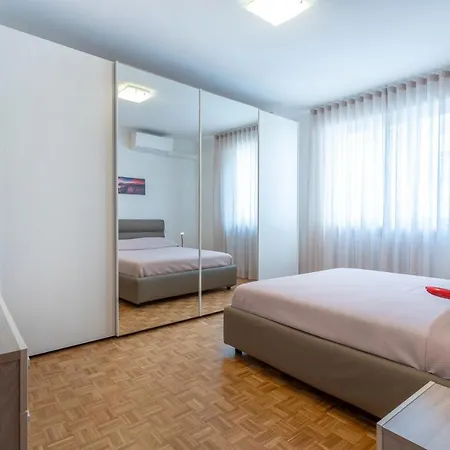 Palazzo D'aronco Modern Udine